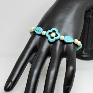 Plus size, turquoise beaded bracelet